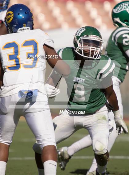 Thumbnail 1 in Dorsey vs Crenshaw photogallery.