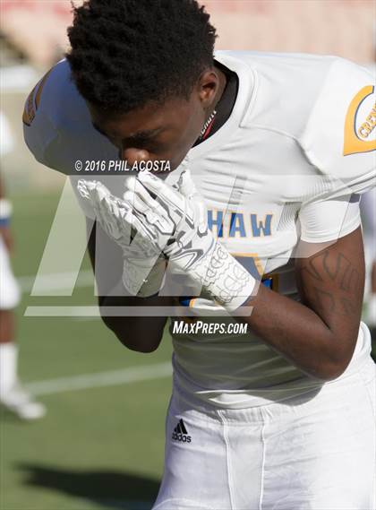 Thumbnail 2 in Dorsey vs Crenshaw photogallery.