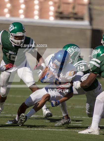 Thumbnail 1 in Dorsey vs Crenshaw photogallery.