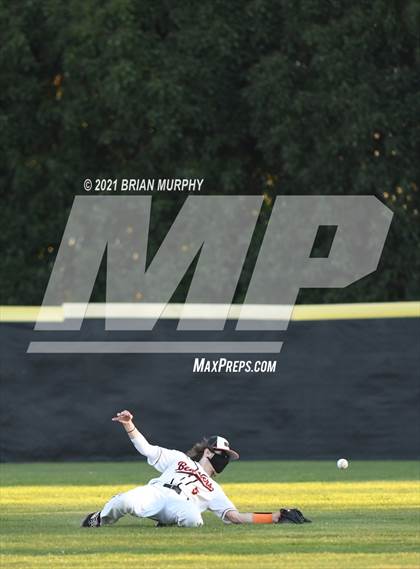 Thumbnail 1 in Jesuit @ Beaverton photogallery.