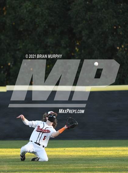 Thumbnail 1 in Jesuit @ Beaverton photogallery.