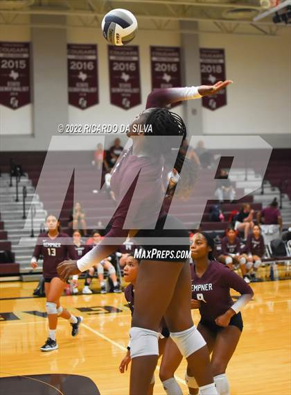 Thumbnail 3 in Fort Bend Kempner vs Cypress Springs photogallery.