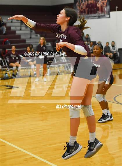 Thumbnail 2 in Fort Bend Kempner vs Cypress Springs photogallery.