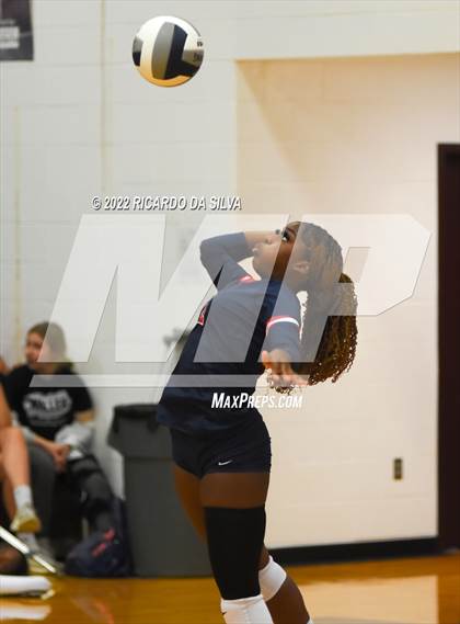 Thumbnail 2 in Fort Bend Kempner vs Cypress Springs photogallery.