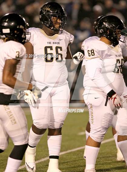 Thumbnail 2 in Whitehaven @ Houston (TSSAA Class 6A 2nd Round) photogallery.