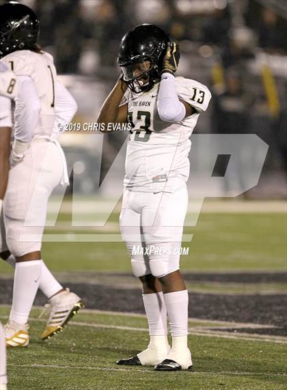 Thumbnail 3 in Whitehaven @ Houston (TSSAA Class 6A 2nd Round) photogallery.