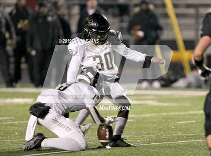 Thumbnail 3 in Whitehaven @ Houston (TSSAA Class 6A 2nd Round) photogallery.