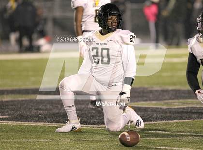 Thumbnail 3 in Whitehaven @ Houston (TSSAA Class 6A 2nd Round) photogallery.