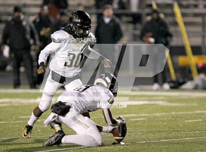 Thumbnail 2 in Whitehaven @ Houston (TSSAA Class 6A 2nd Round) photogallery.