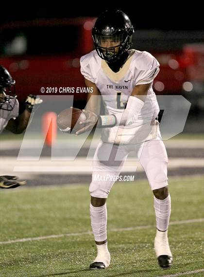 Thumbnail 3 in Whitehaven @ Houston (TSSAA Class 6A 2nd Round) photogallery.