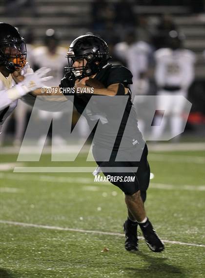 Thumbnail 2 in Whitehaven @ Houston (TSSAA Class 6A 2nd Round) photogallery.