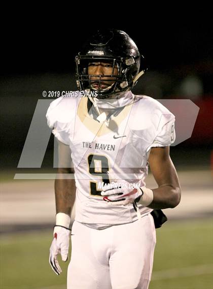 Thumbnail 3 in Whitehaven @ Houston (TSSAA Class 6A 2nd Round) photogallery.