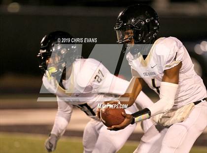 Thumbnail 1 in Whitehaven @ Houston (TSSAA Class 6A 2nd Round) photogallery.