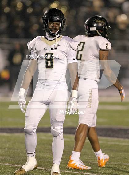 Thumbnail 2 in Whitehaven @ Houston (TSSAA Class 6A 2nd Round) photogallery.