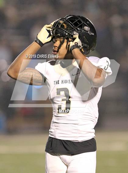 Thumbnail 3 in Whitehaven @ Houston (TSSAA Class 6A 2nd Round) photogallery.