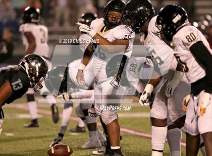 Thumbnail 2 in Whitehaven @ Houston (TSSAA Class 6A 2nd Round) photogallery.