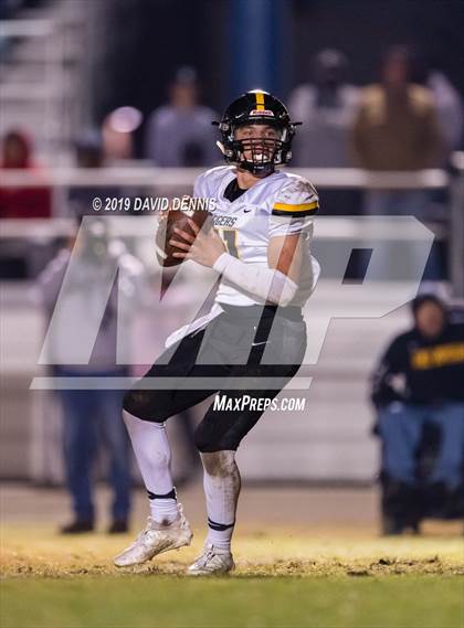 Thumbnail 3 in Bakersfield Christian vs San Luis Obispo (CIF CS D3 Semi Final) photogallery.