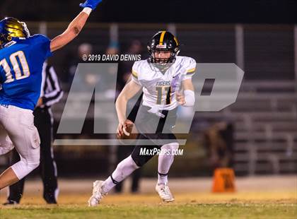 Thumbnail 3 in Bakersfield Christian vs San Luis Obispo (CIF CS D3 Semi Final) photogallery.