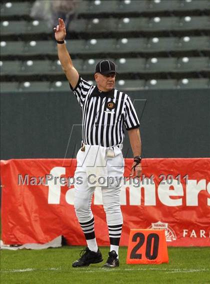 Thumbnail 1 in Brookside Christian vs. Bishop's (CIF State D4 Final) photogallery.