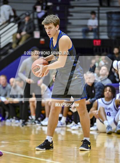 Thumbnail 1 in Greenfield-Central @ Muncie Central photogallery.
