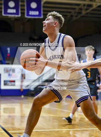 Thumbnail 3 in Greenfield-Central @ Muncie Central photogallery.