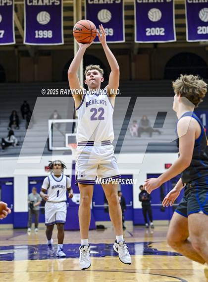 Thumbnail 3 in Greenfield-Central @ Muncie Central photogallery.