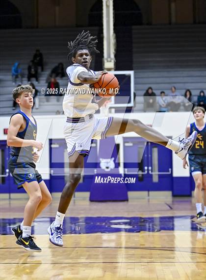 Thumbnail 3 in Greenfield-Central @ Muncie Central photogallery.