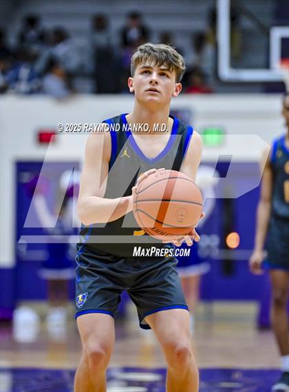 Thumbnail 2 in Greenfield-Central @ Muncie Central photogallery.
