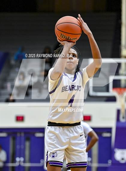 Thumbnail 1 in Greenfield-Central @ Muncie Central photogallery.
