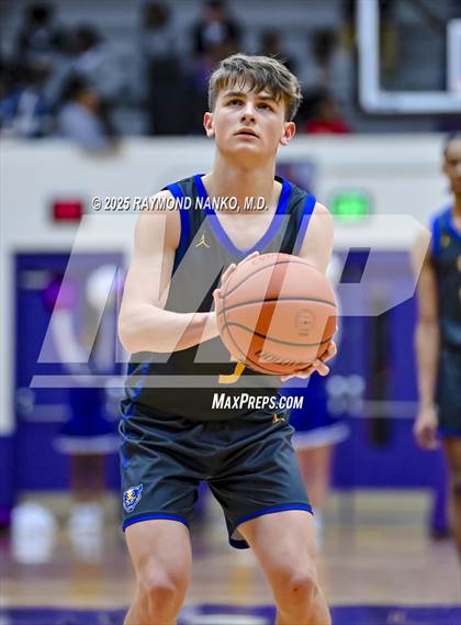 Thumbnail 3 in Greenfield-Central @ Muncie Central photogallery.