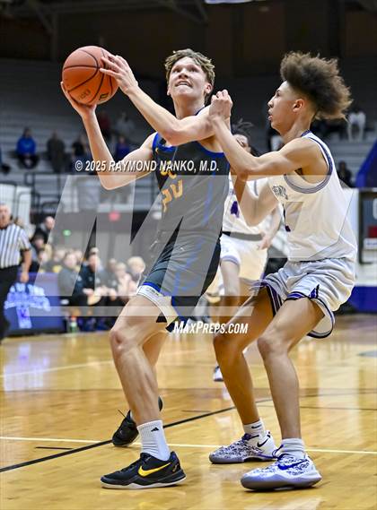 Thumbnail 2 in Greenfield-Central @ Muncie Central photogallery.