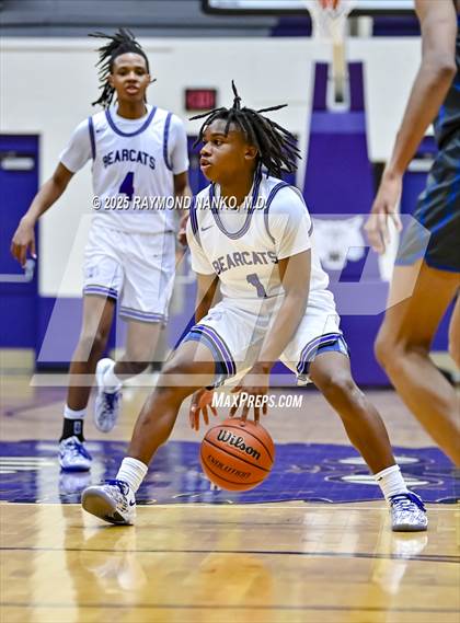 Thumbnail 2 in Greenfield-Central @ Muncie Central photogallery.
