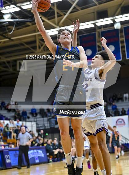 Thumbnail 3 in Greenfield-Central @ Muncie Central photogallery.