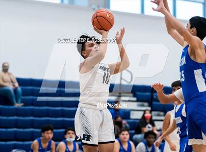 Thumbnail 2 in South San Antonio vs Hondo photogallery.