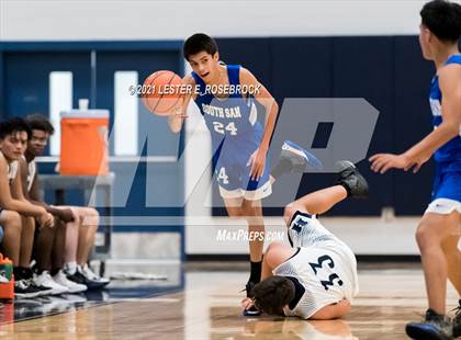 Thumbnail 2 in South San Antonio vs Hondo photogallery.