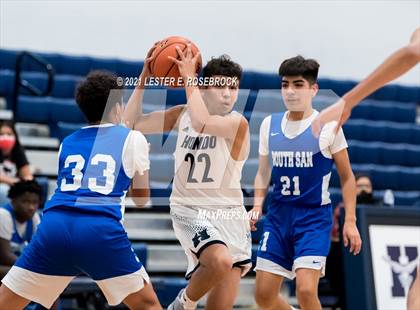 Thumbnail 1 in South San Antonio vs Hondo photogallery.