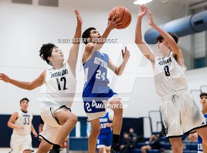 Thumbnail 1 in South San Antonio vs Hondo photogallery.