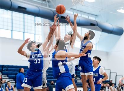 Thumbnail 3 in South San Antonio vs Hondo photogallery.