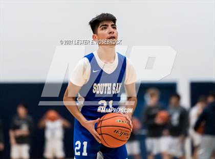 Thumbnail 3 in South San Antonio vs Hondo photogallery.