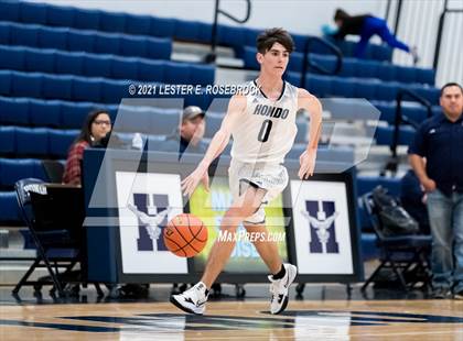 Thumbnail 3 in South San Antonio vs Hondo photogallery.