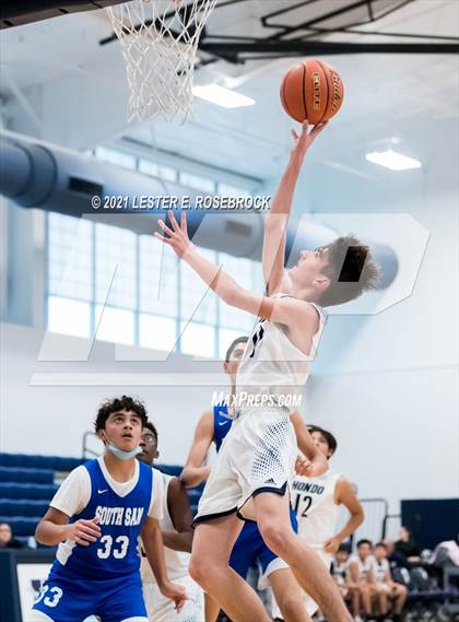 Thumbnail 2 in South San Antonio vs Hondo photogallery.