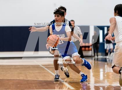 Thumbnail 3 in South San Antonio vs Hondo photogallery.