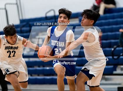 Thumbnail 1 in South San Antonio vs Hondo photogallery.