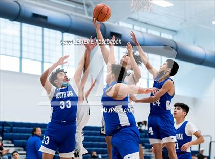 Thumbnail 2 in South San Antonio vs Hondo photogallery.