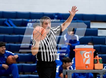 Thumbnail 3 in South San Antonio vs Hondo photogallery.