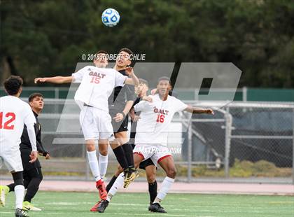 Thumbnail 2 in Livingston vs. Galt (CIF SJS D4 Final) photogallery.