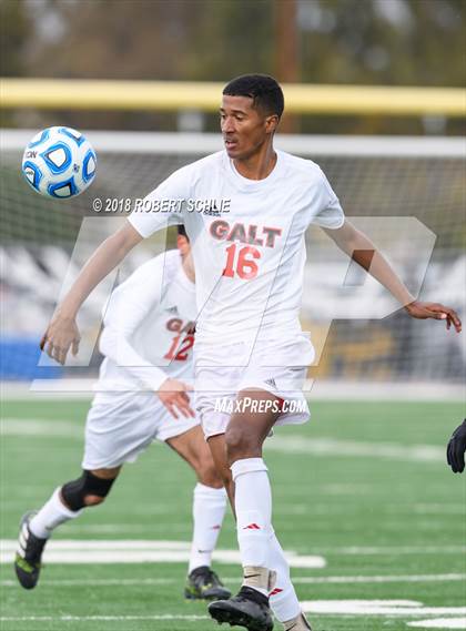 Thumbnail 2 in Livingston vs. Galt (CIF SJS D4 Final) photogallery.
