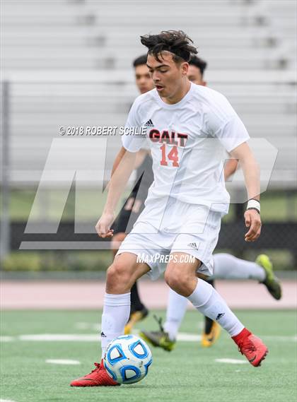 Thumbnail 1 in Livingston vs. Galt (CIF SJS D4 Final) photogallery.