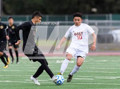Thumbnail 2 in Livingston vs. Galt (CIF SJS D4 Final) photogallery.