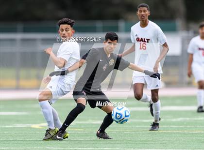 Thumbnail 3 in Livingston vs. Galt (CIF SJS D4 Final) photogallery.